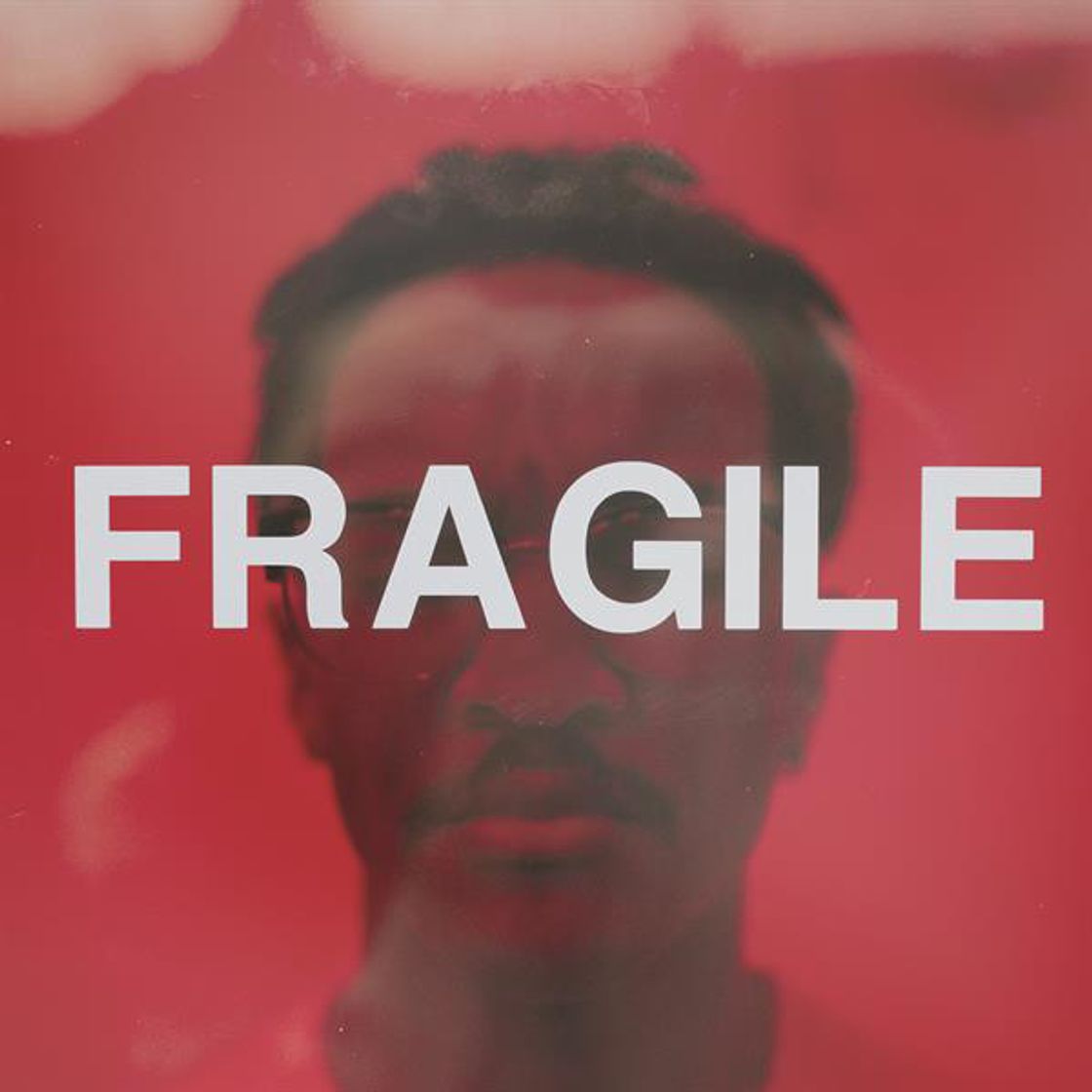 Canción Fragile