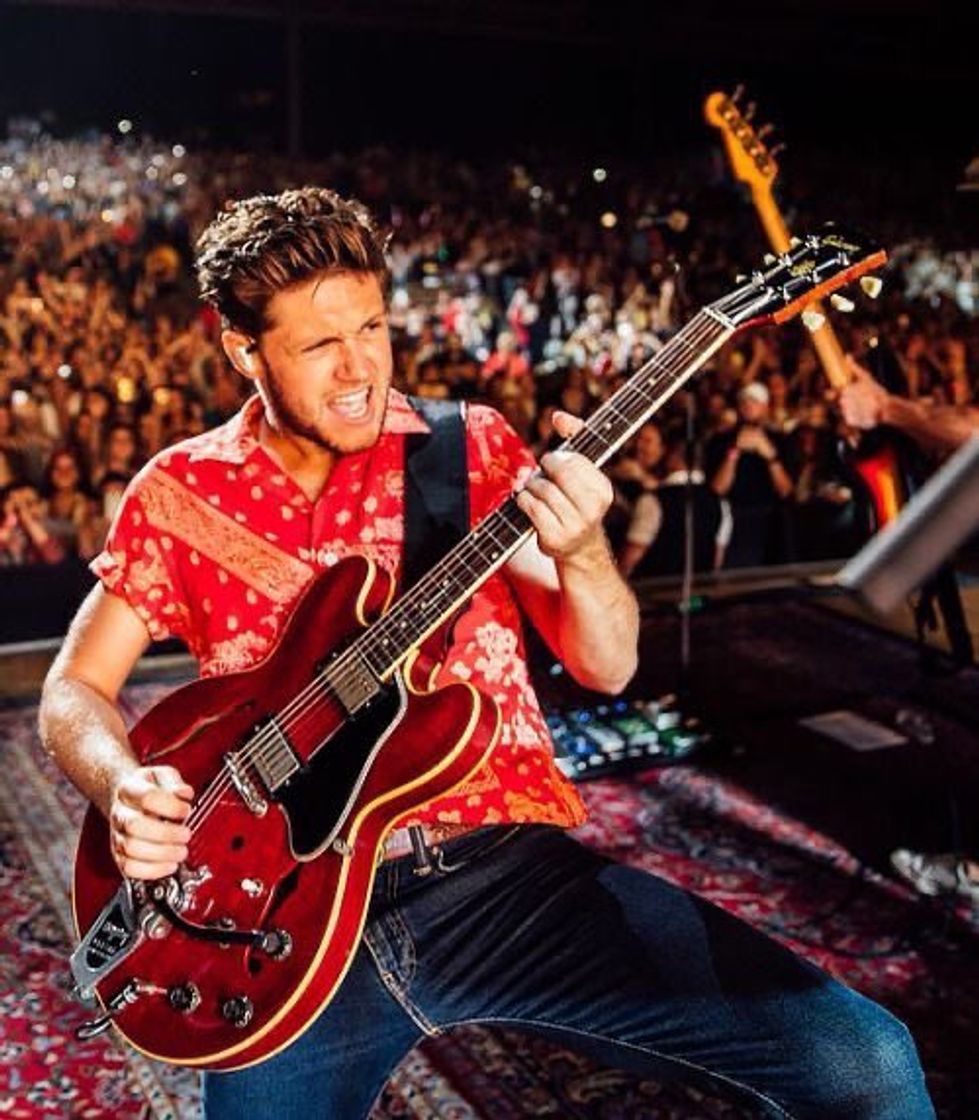 Canción Bend The Rules