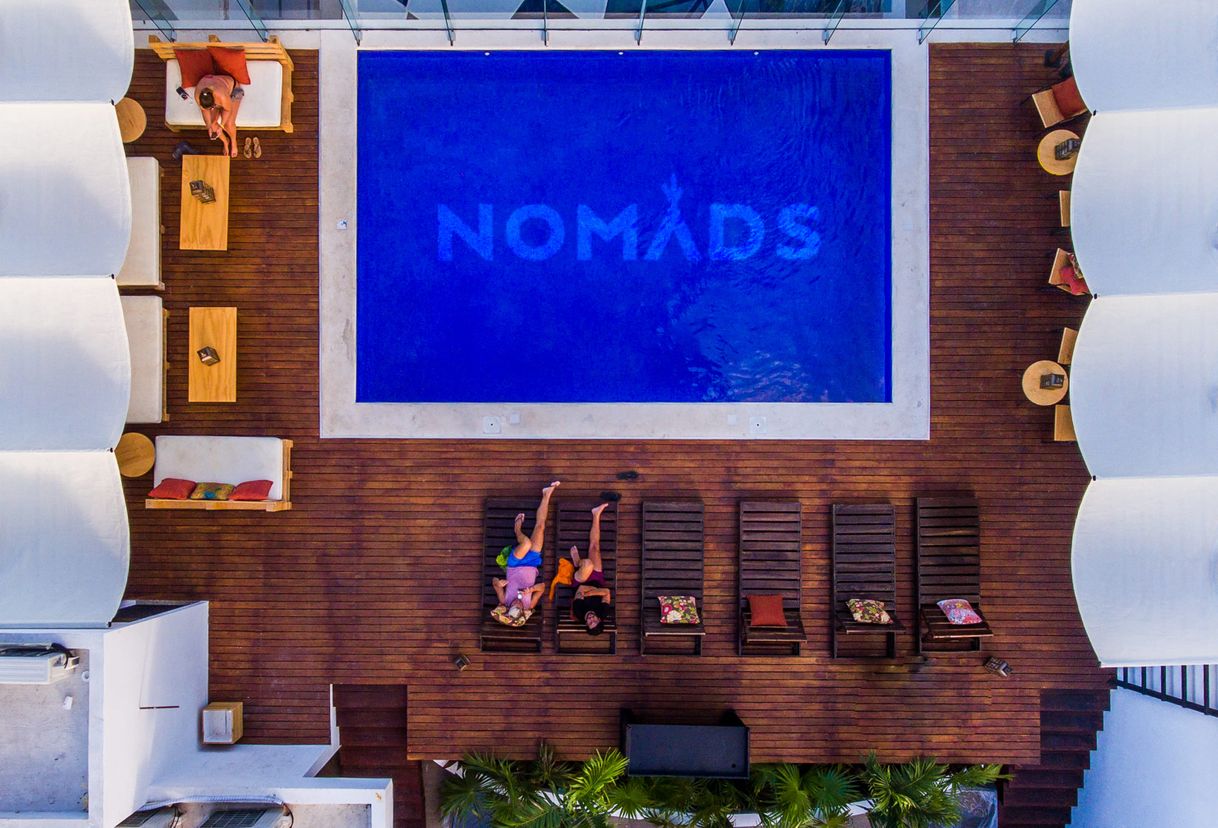 Place Nomads Hotel, Hostel & Rooftop Pool