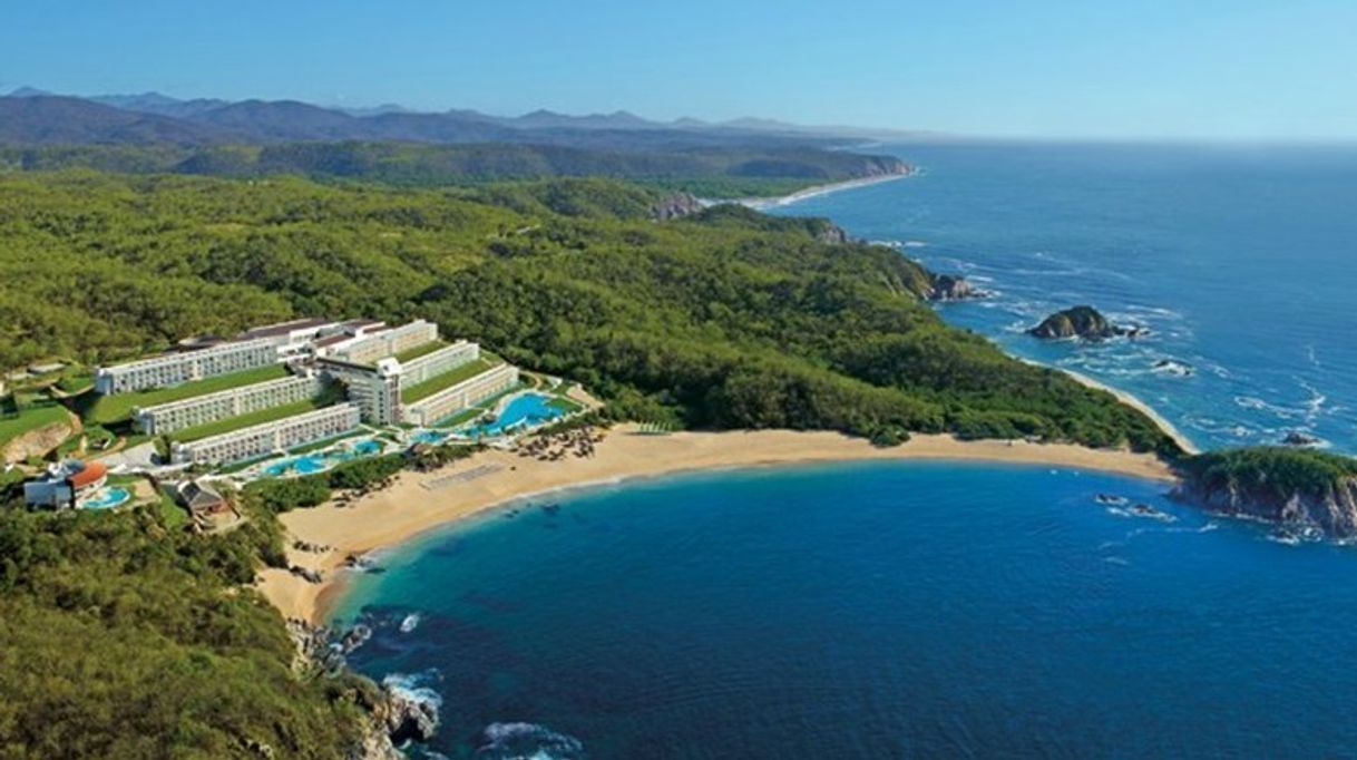 Place Secrets Huatulco Resort & Spa