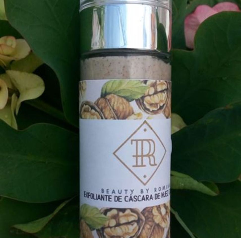 Social Exfoliante facial de cáscara de nuez BBR