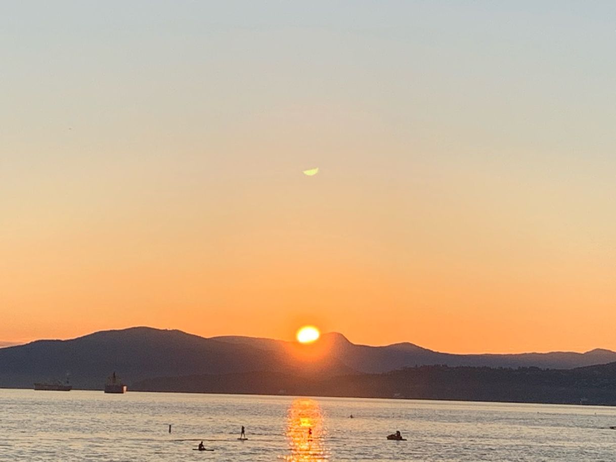 Place English Bay Beach