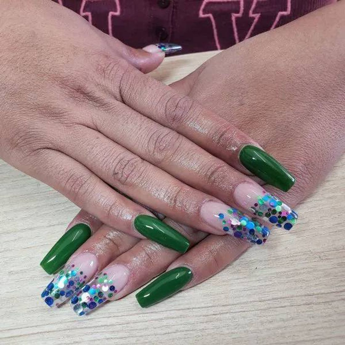 Uñas verdes 