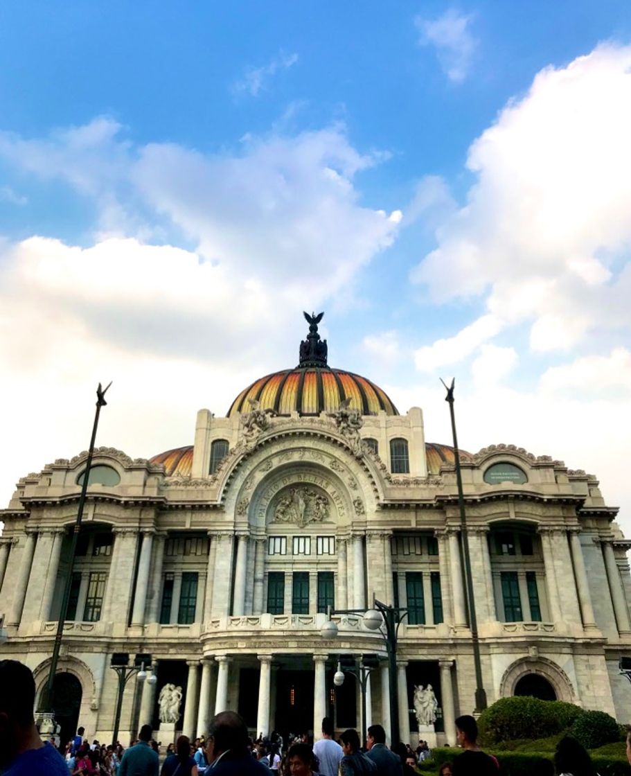 Lugar Bellas Artes