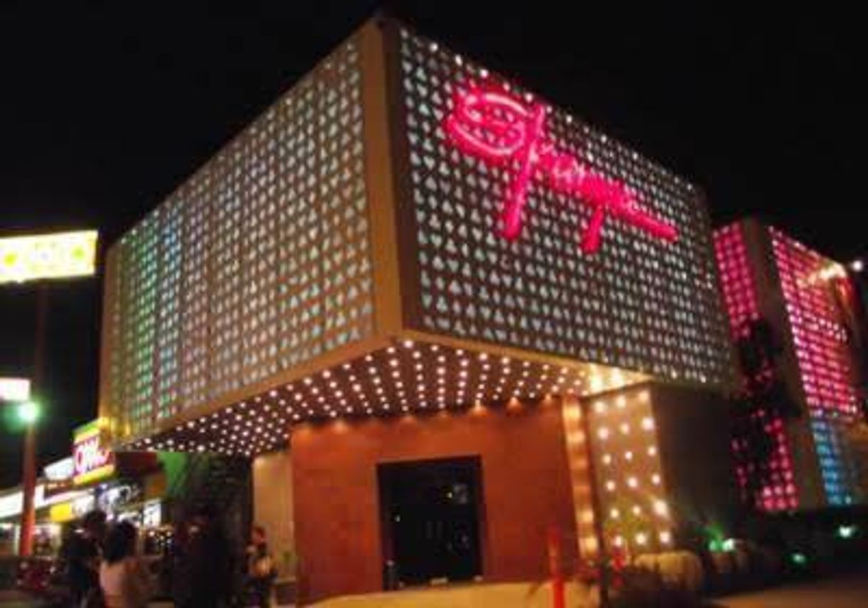 Lugar Skampa Casino