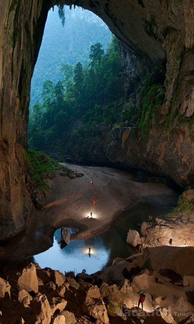 Place Gruta de Sơn Đoòng