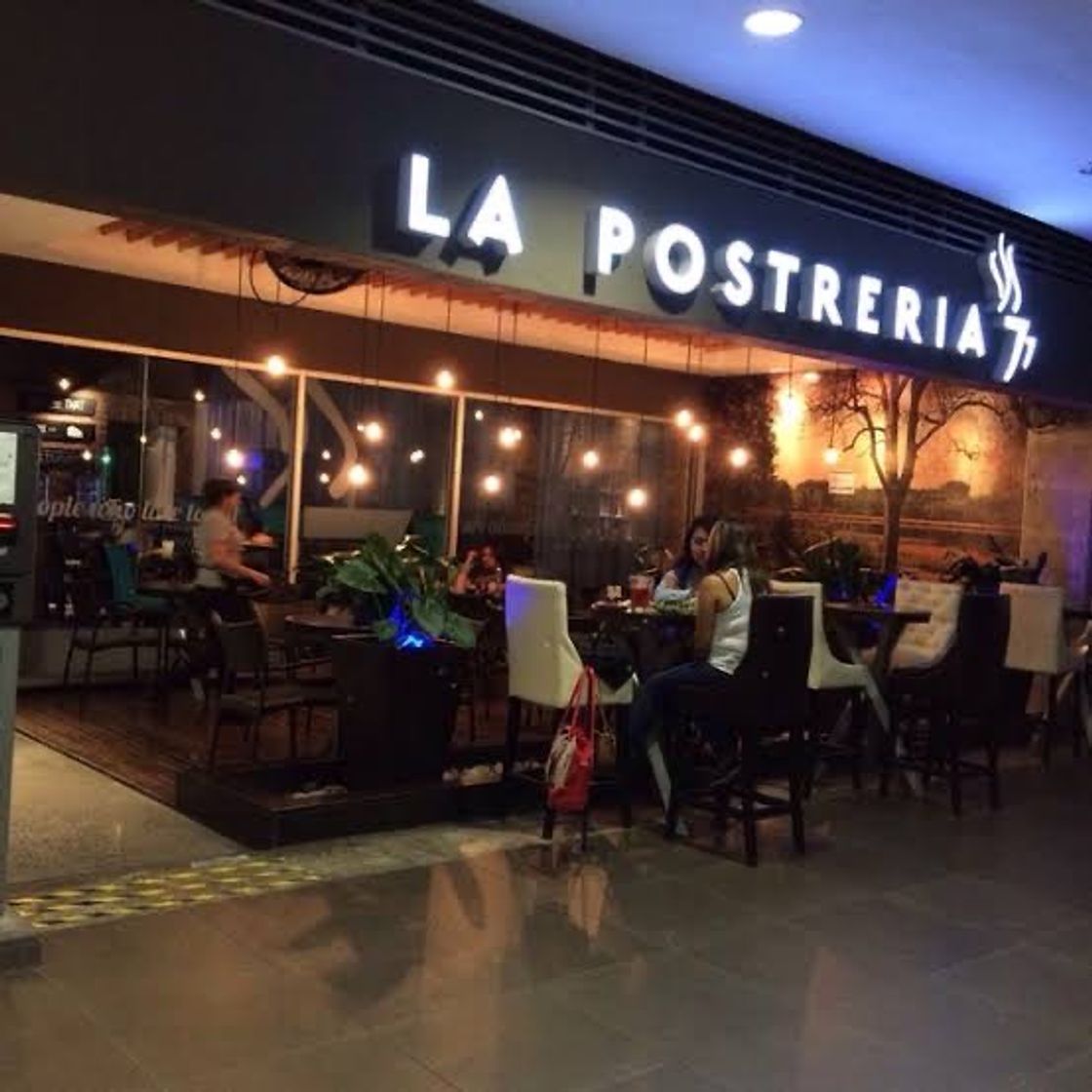 Restaurants La Postreria 77