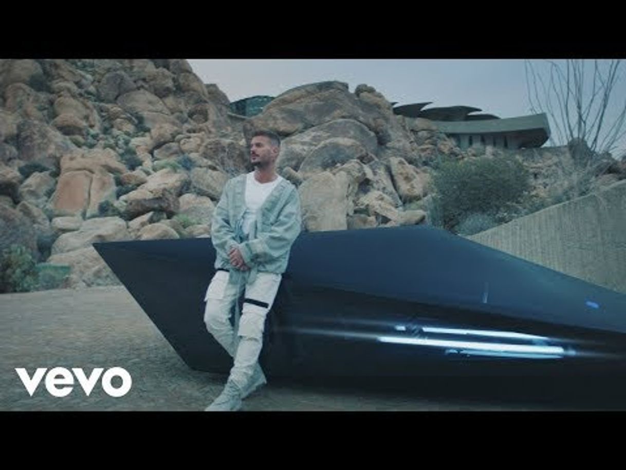 Canción M. Pokora - Les planètes (Clip officiel) - YouTube