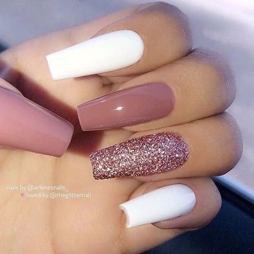 Simple nails 