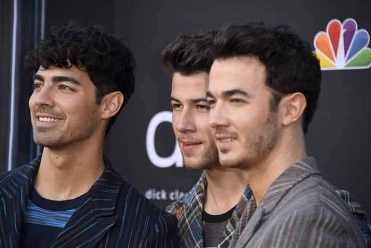 Fashion Jonas brothers