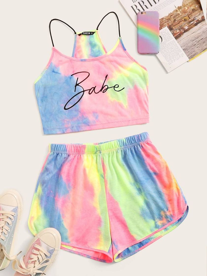 Fashion Conjunto top de tirante con letra de tie dye con shorts