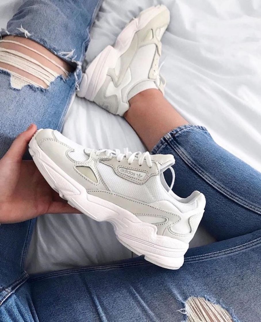 Product adidas Falcon