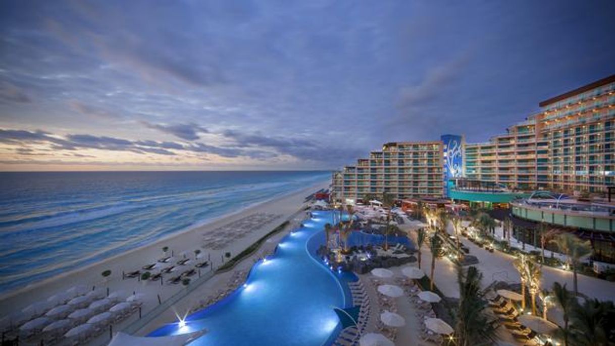 Lugar Hard Rock Hotel Cancun