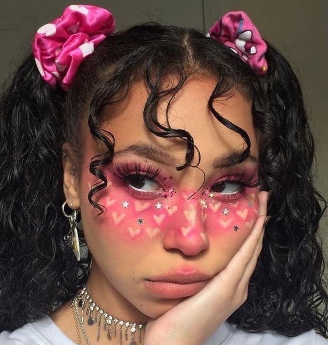 Moda Maquillaje cute de corazones 💕 