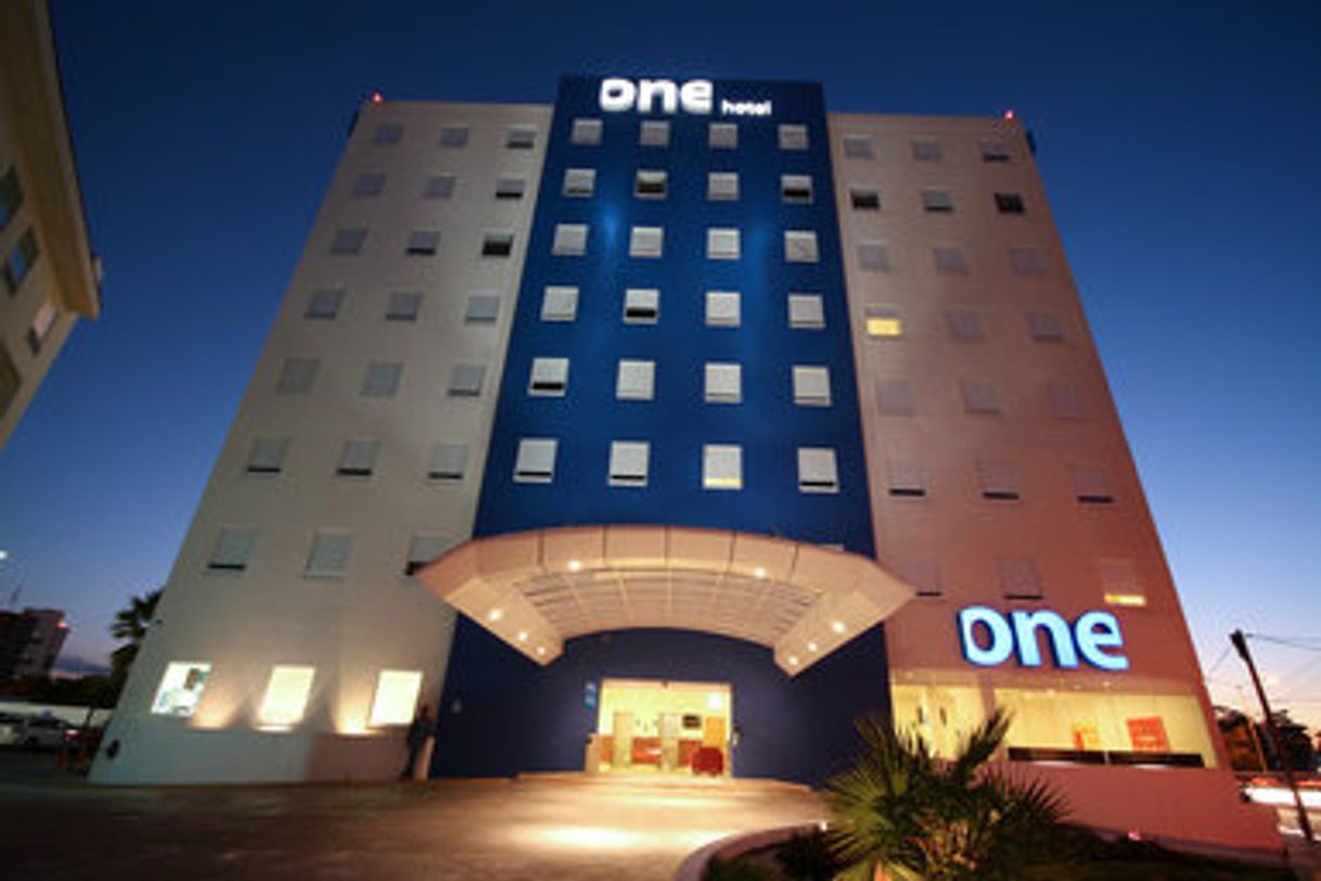 Lugar Hotel One