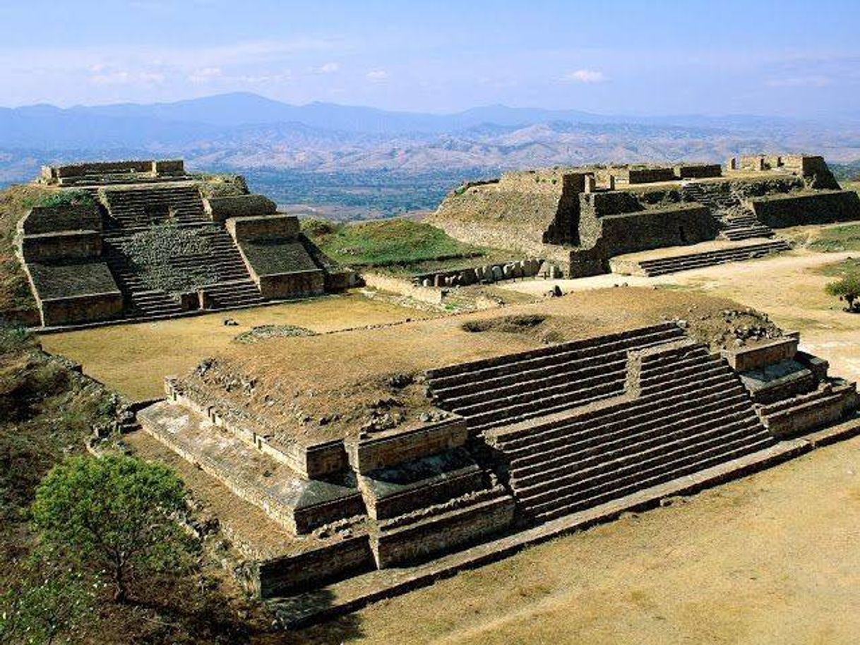 Place Monte Albán