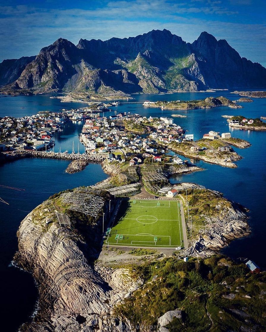 Lugar Henningsvær