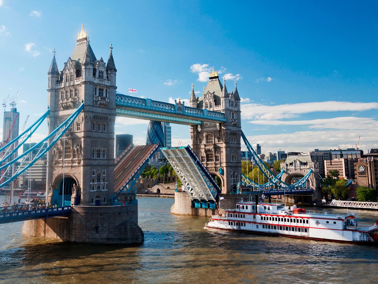 Place Tower Bridge