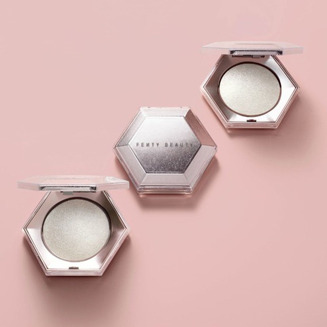 Productos FENTY BEAUTY DIAMONDBACKS BOMB