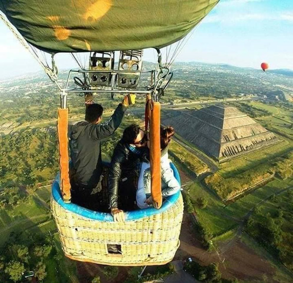 Lugar Zona Arqueológica de Teotihuacan Estacionamiento Puerta 1