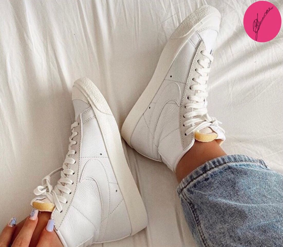 Social nike blazer white