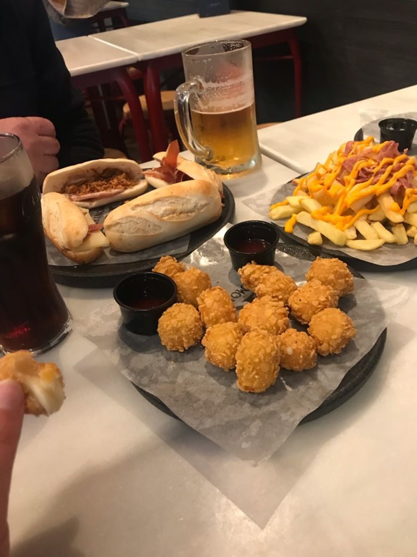 Restaurants 100 Montaditos