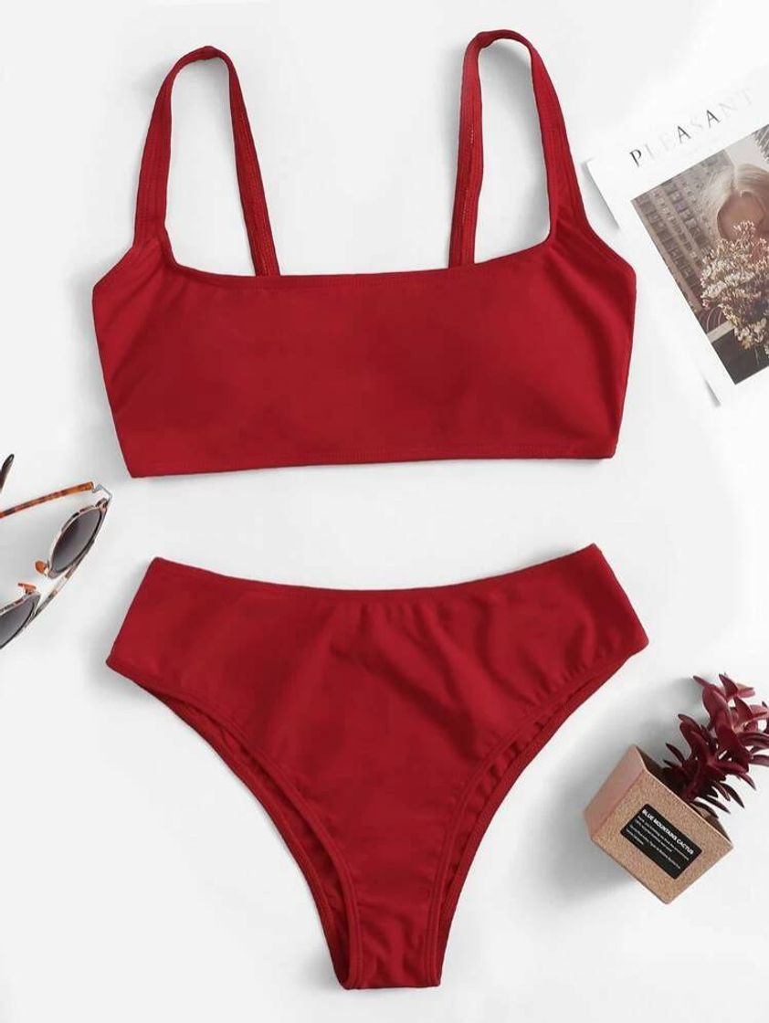 Moda Red bikini