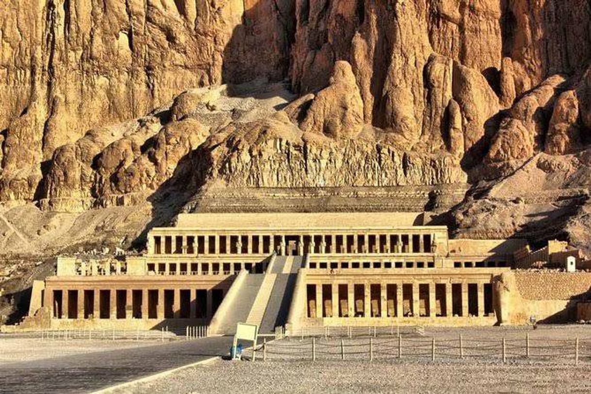 Lugar Templo funerario de Hatshepsut