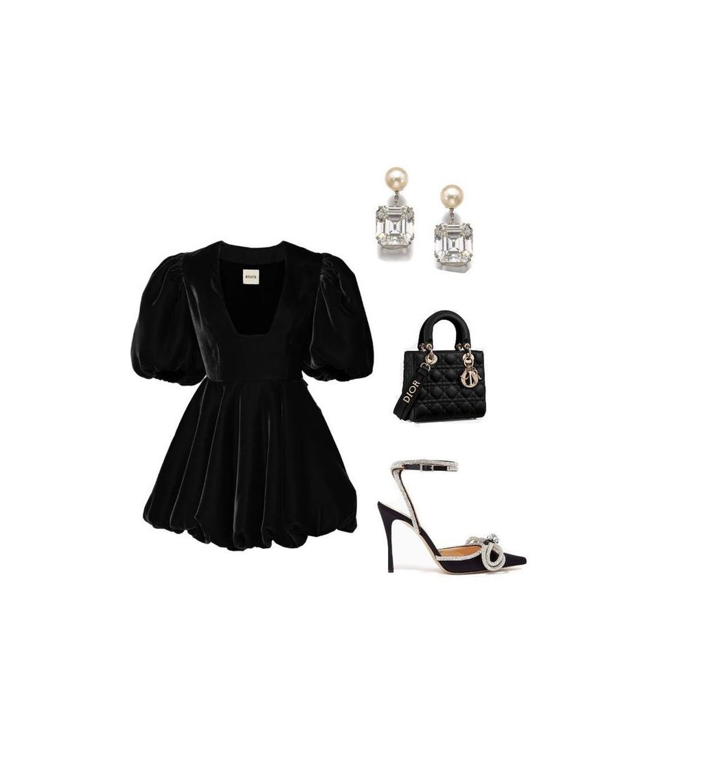 Social Patriquinha style dress heeled earrings and purse for a beautiful moonlit night
