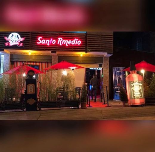 Santo Remedio Bar 