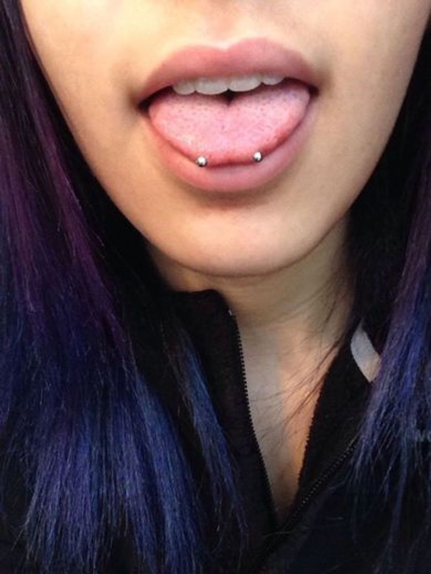 Social Tongue piercing