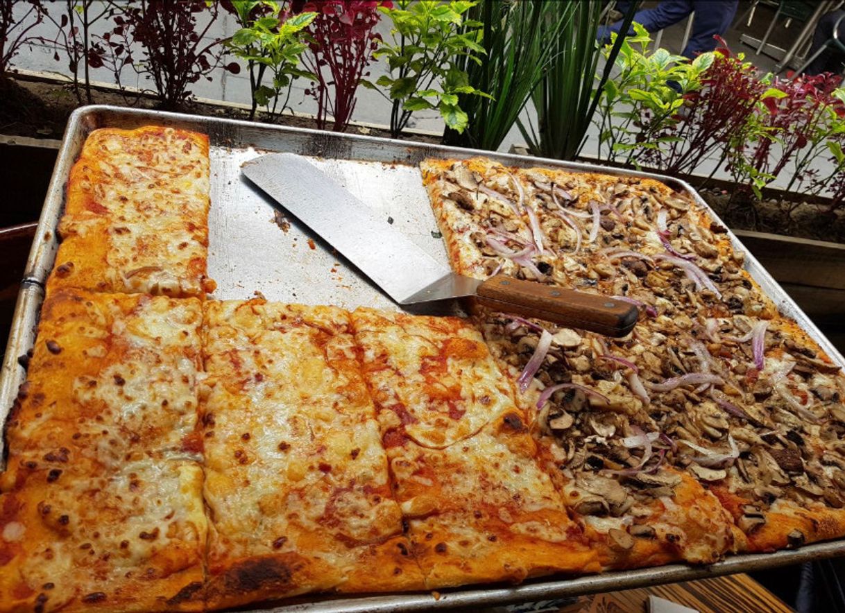 Restaurants Pizza N' Love