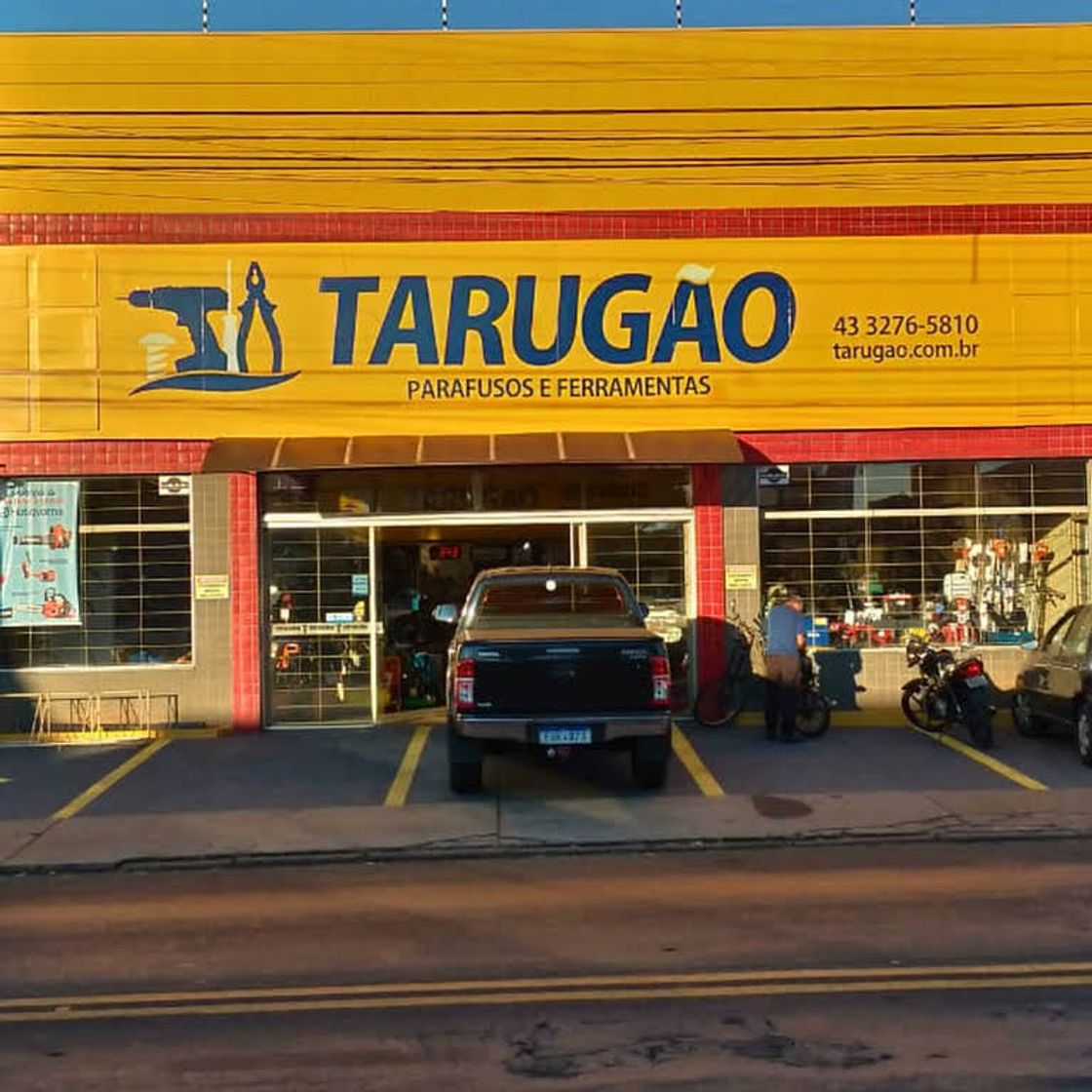 Place Tarugão Parafusos Ferragens e Ferramentas.