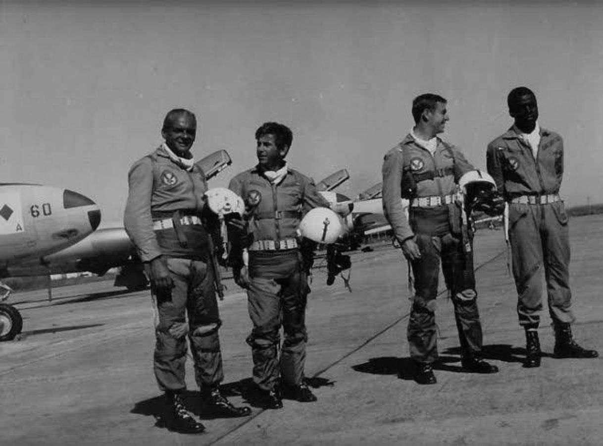 Serie Série brasileira águia de fogo