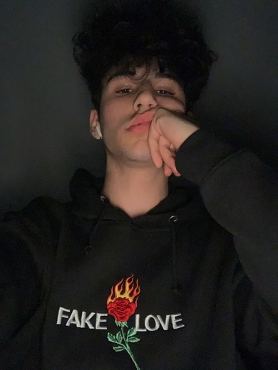 Sudadera Fake Love