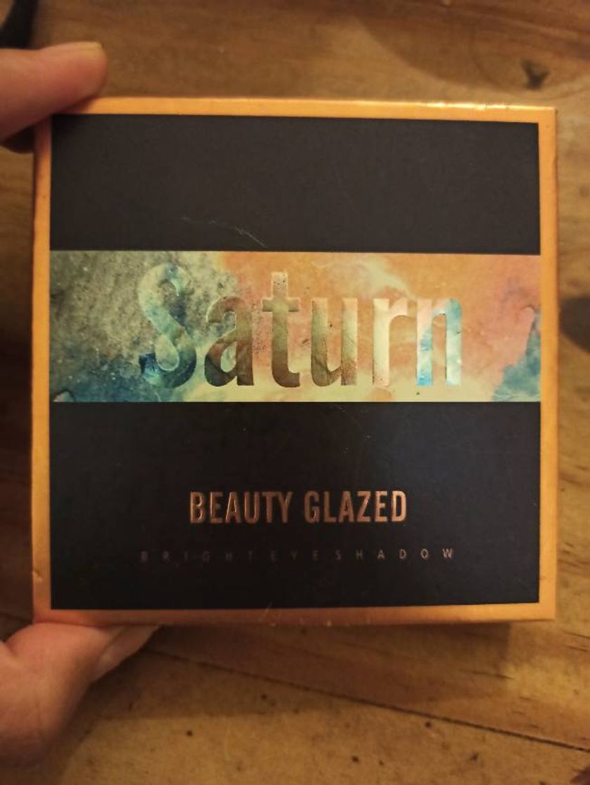 Producto Paleta de sombras Saturn de Beauty Glazed