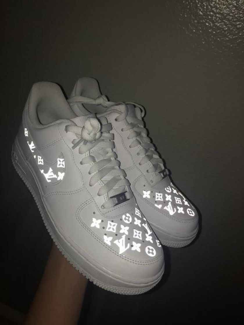 Social NIKE AIR REFLEX