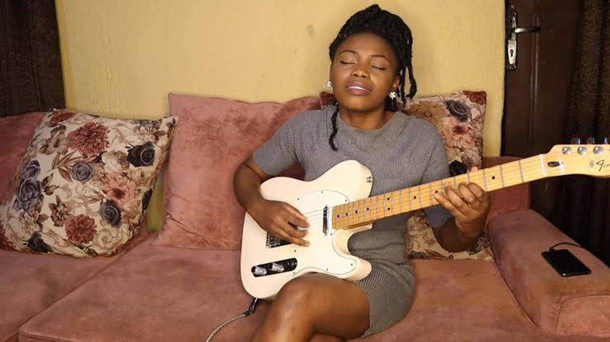 Moda Lean on me Bill withers Guitar Cover by Hellen Ibe



