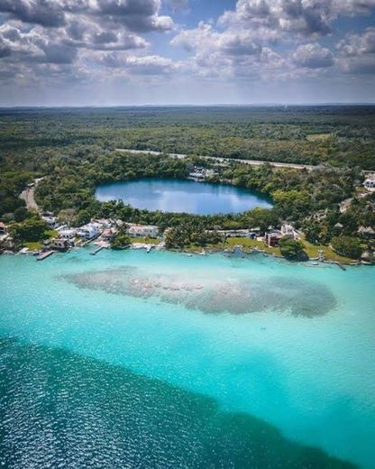 Laguna De Los Siete Colores