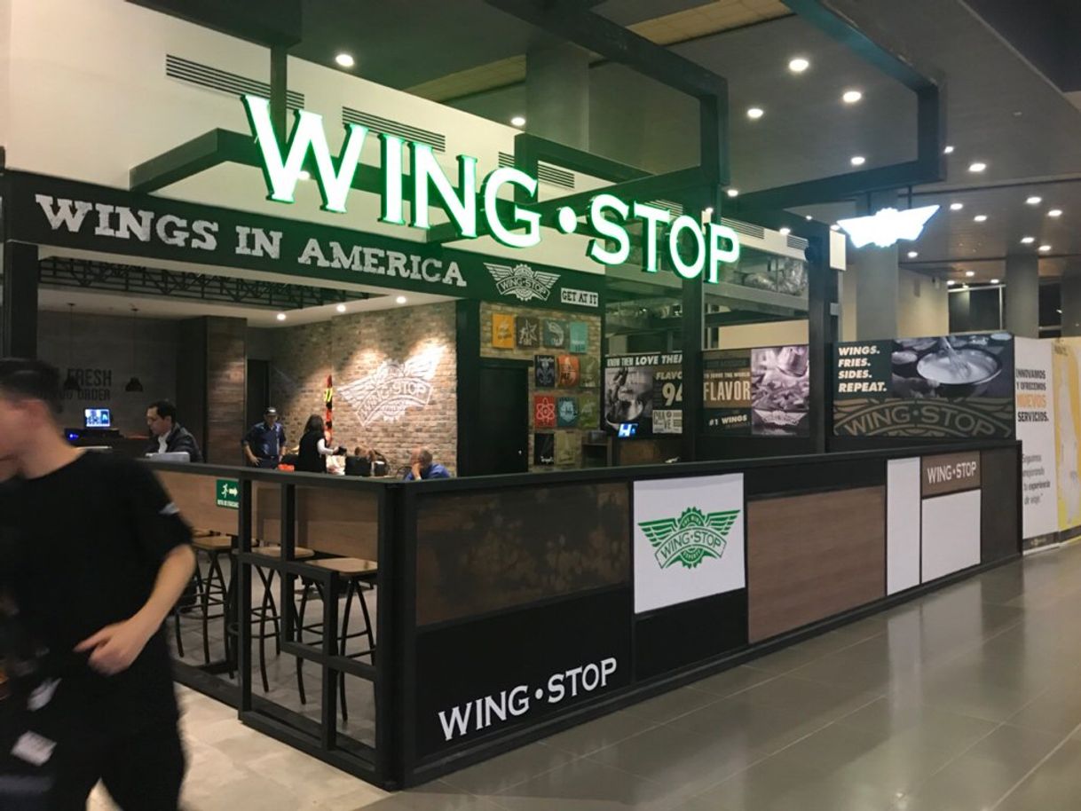 Restaurants Wingstop Aeropuerto El Dorado