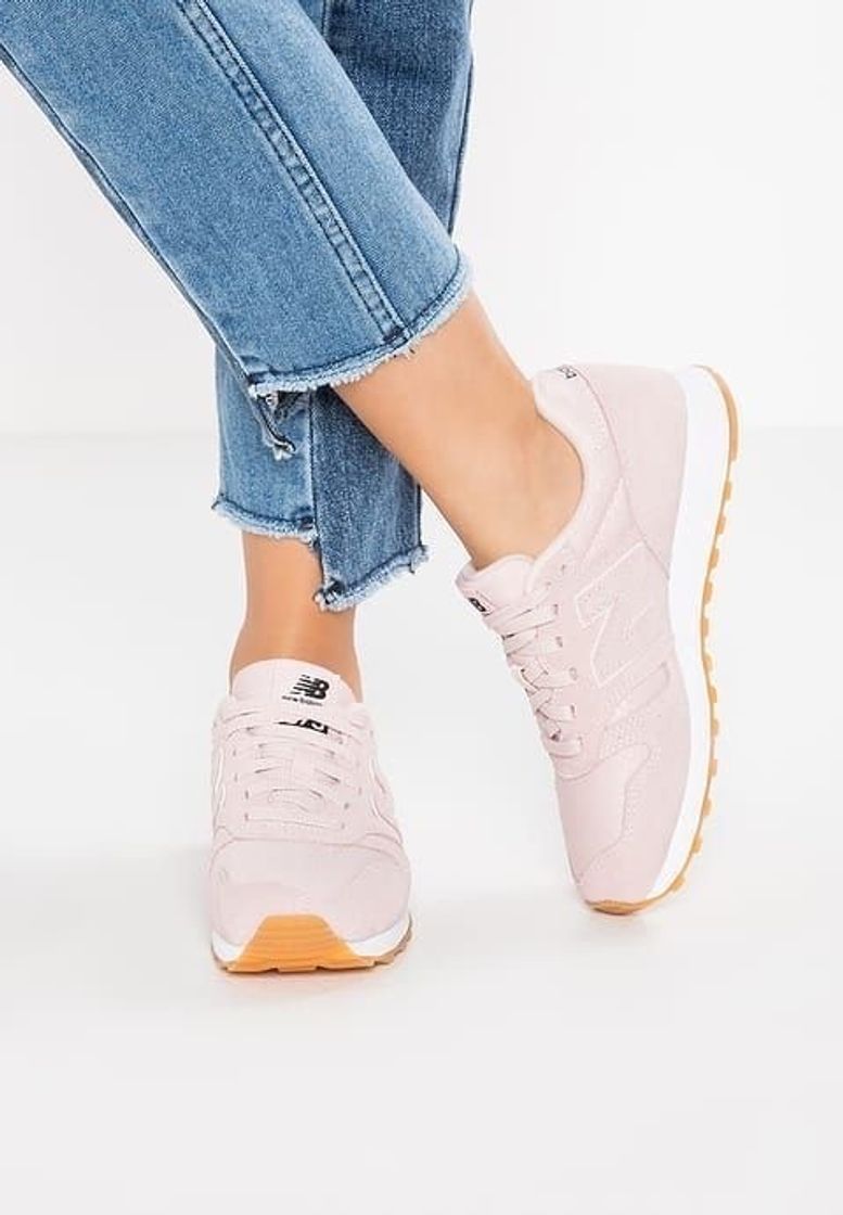 Social 373 New Balance