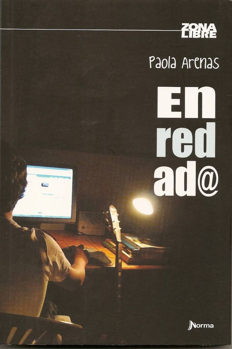 Libro Enredad@ por Paola Arenas