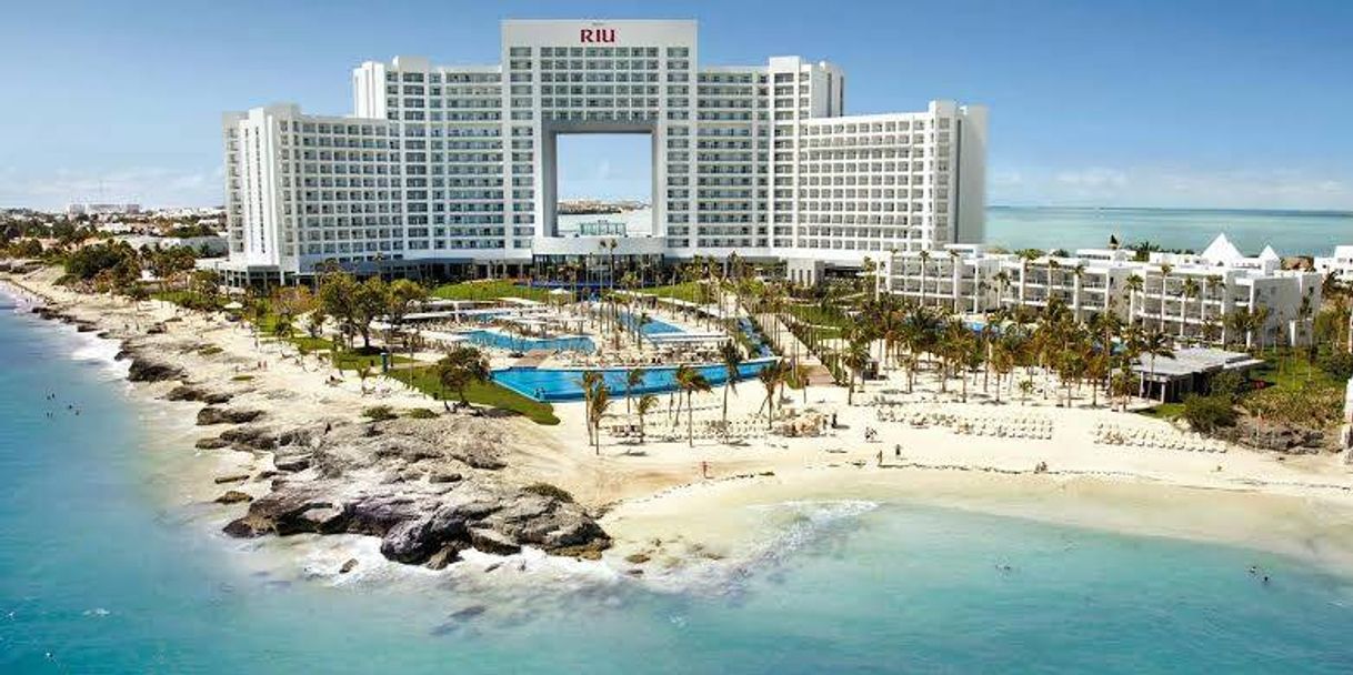 Lugar Hotel Riu Cancun