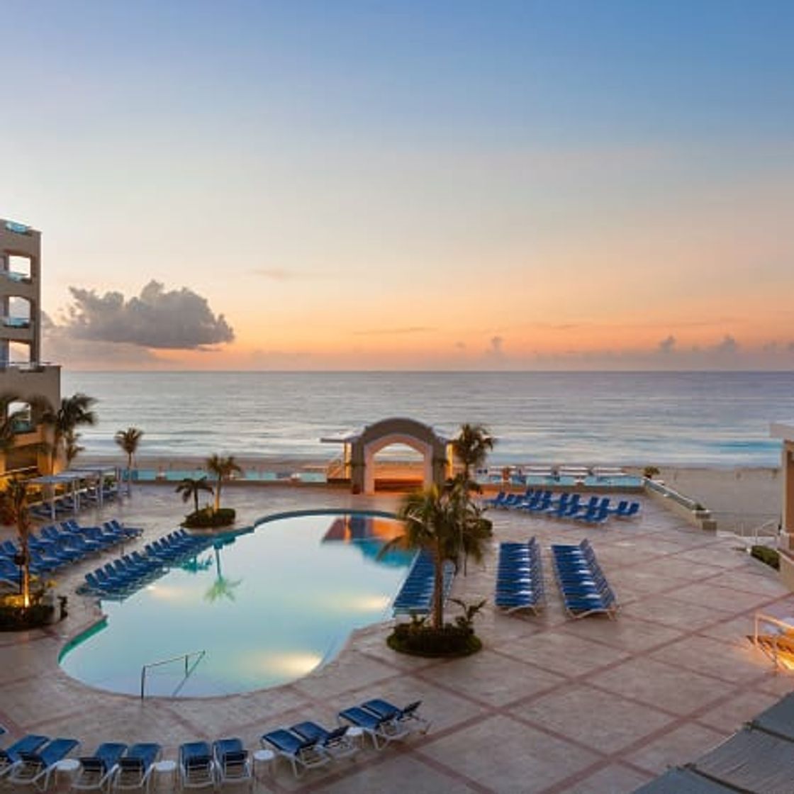 Lugar Panama Jack Resorts Cancun – All-Inclusive Resort