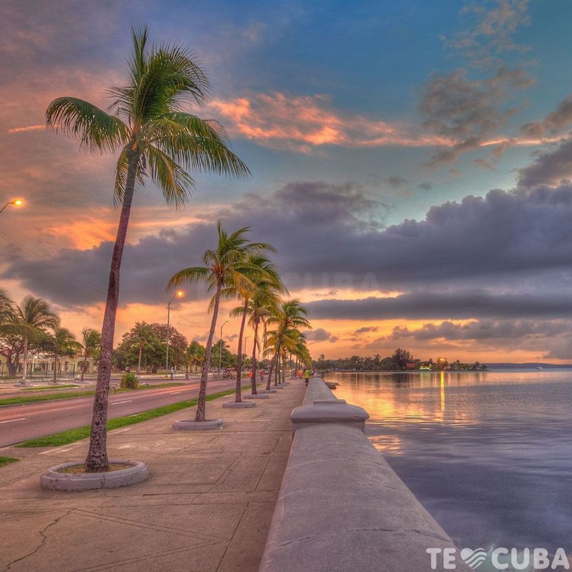 Place Malecón de Cienfuegos