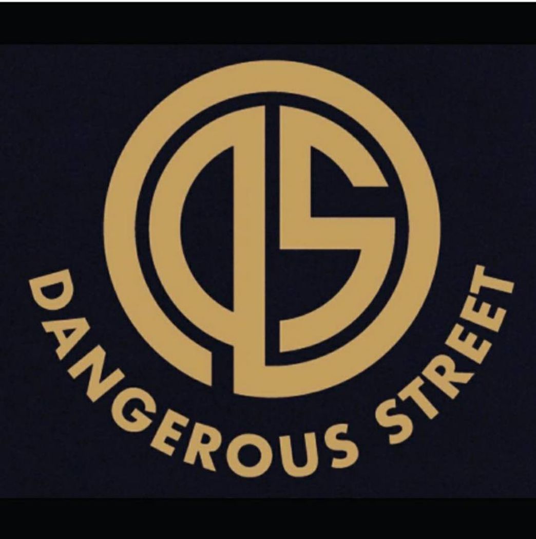 Fashion Dangerous Street 