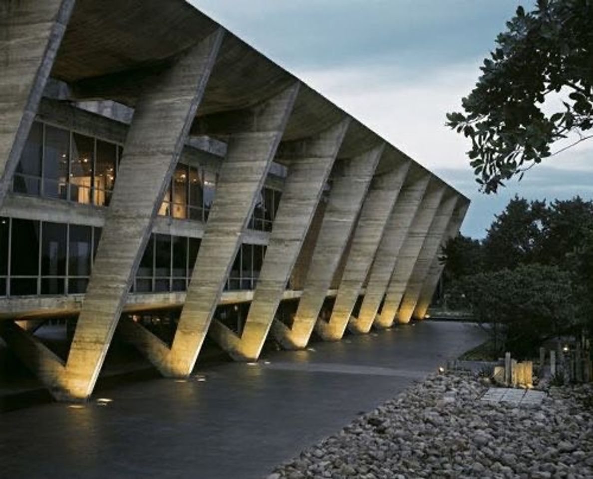 Lugar Museu de Arte Moderna do Río de Janeiro