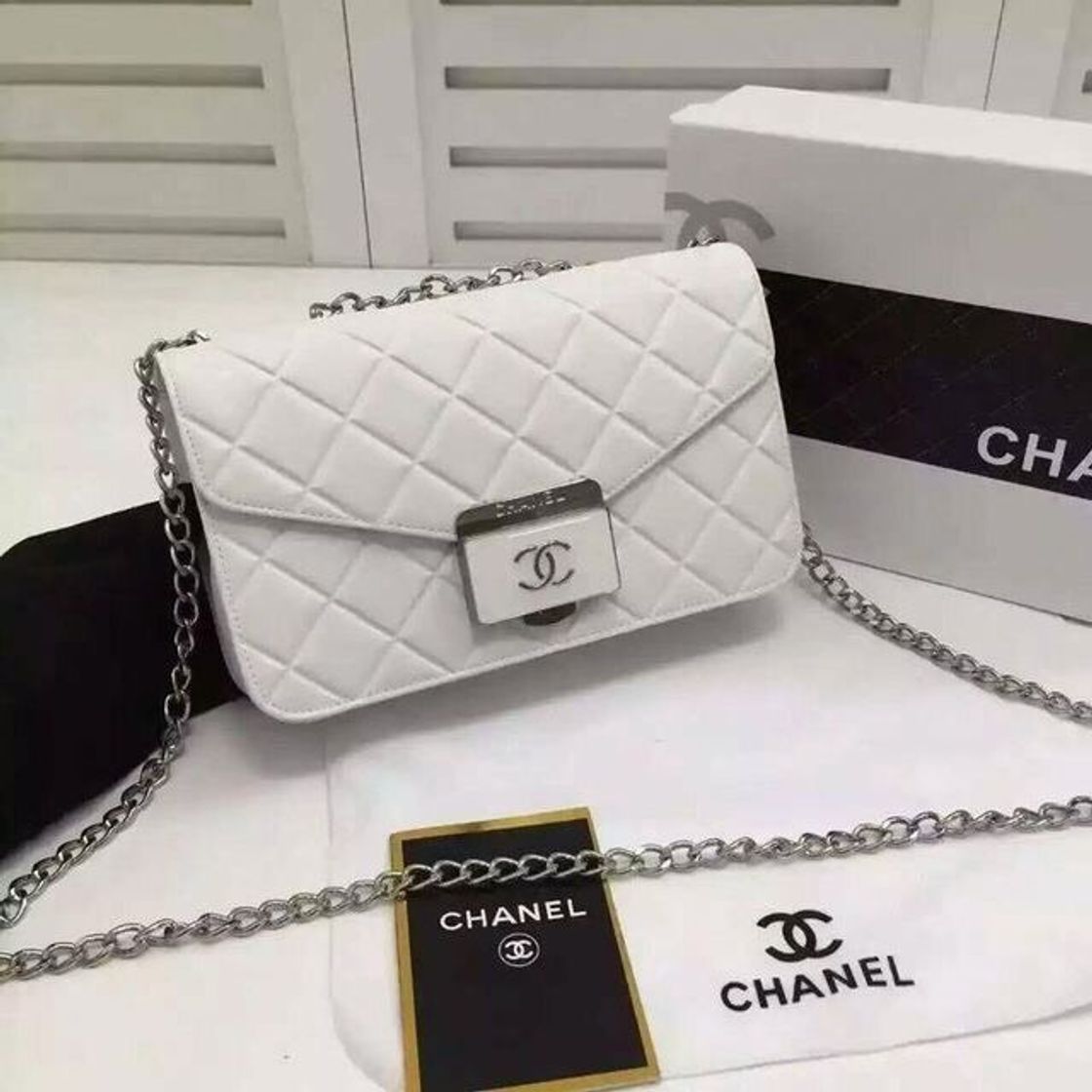 Moda CHANEL