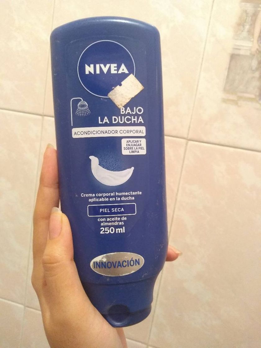 Belleza NIVEA Bajo la Ducha Acondicionador de Piel Seca