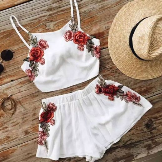 Conjunto informal de verano